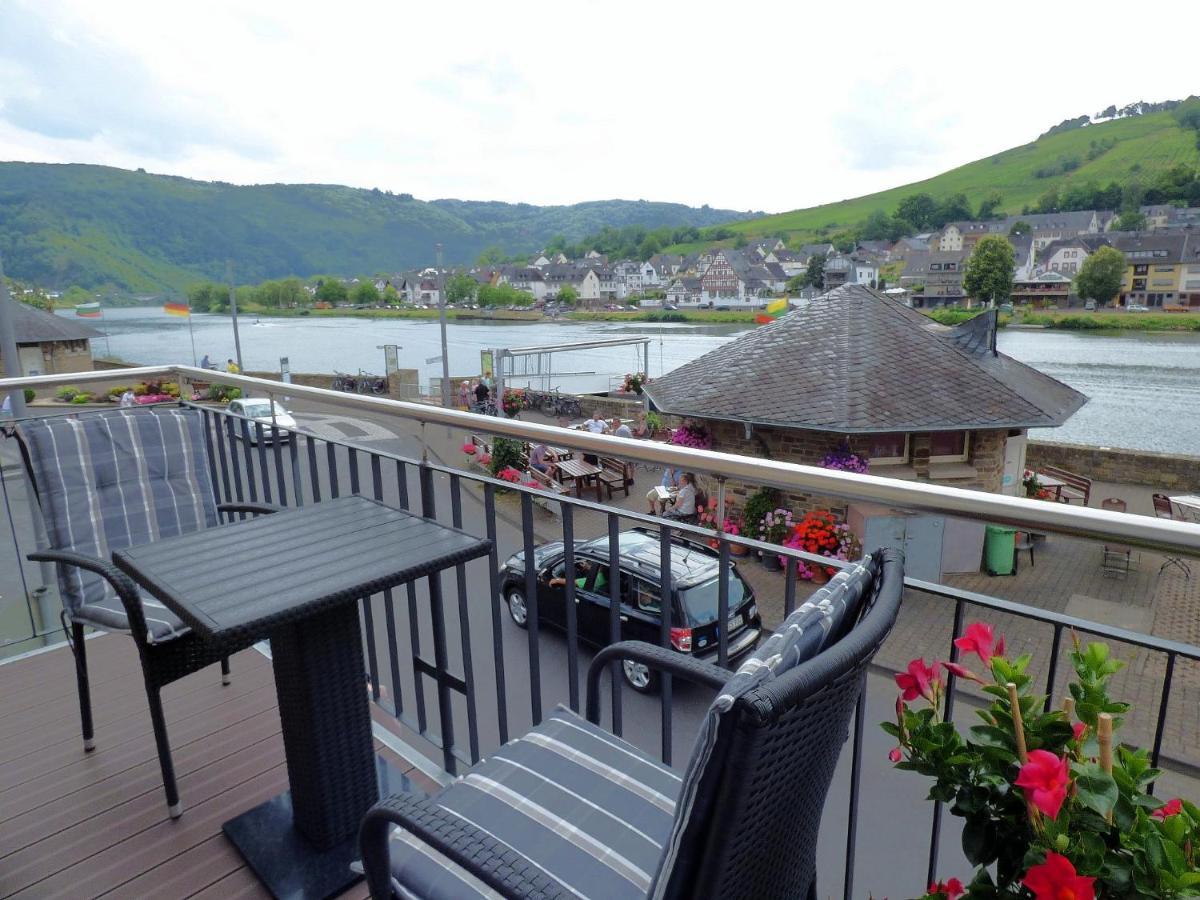 Ferienhaus Moselpromenade Zell an der Mosel Exterior foto