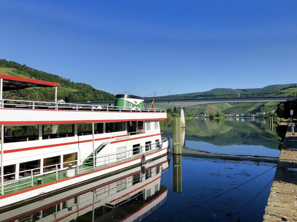 Ferienhaus Moselpromenade Zell an der Mosel Exterior foto