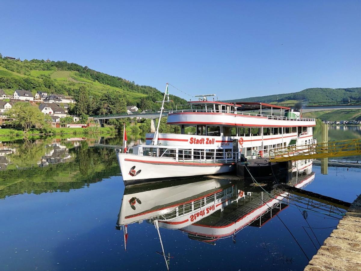 Ferienhaus Moselpromenade Zell an der Mosel Exterior foto
